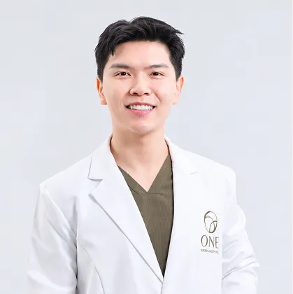 นพ.ภาณุทัศน์ ปิยะนันทสมดี (หมอโบ๊ตตี้)